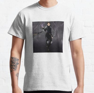 Alternative view of Violet Sorrengail The Lightning Wielder T-shirt